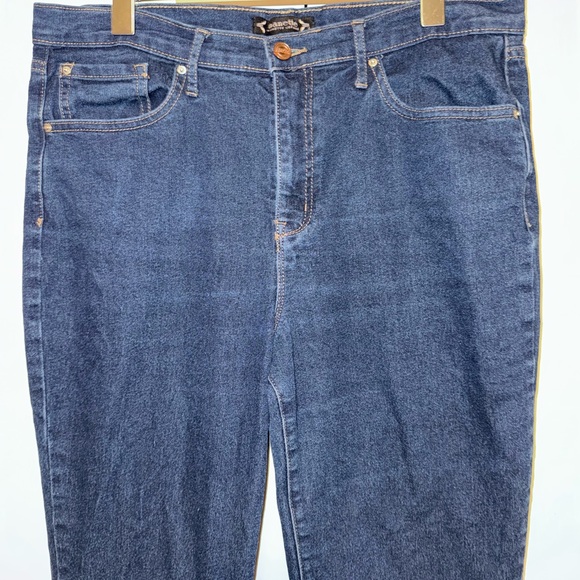 NANETTE LEPORE Blue Boot Cut Jeans - Picture 3 of 9